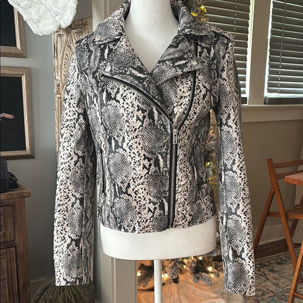 Snakeskin Print Women's Jacket